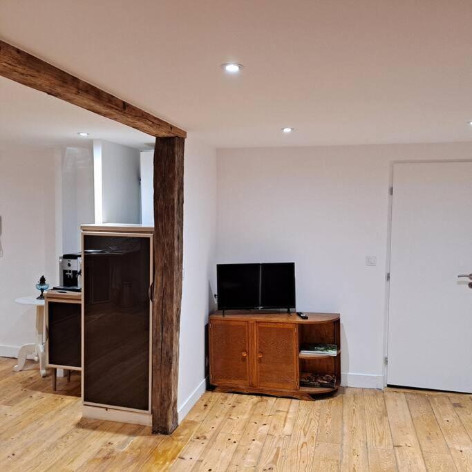 La Mamone Apartment Ornans